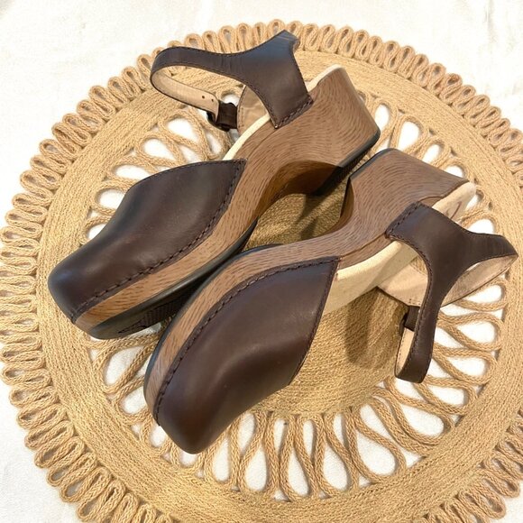 Dansko Sam Clog Teak Brown Leather Ankle Strap Size 38 - Picture 5 of 11